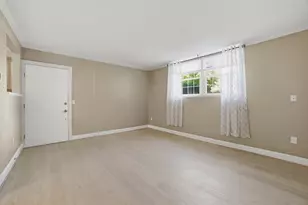 47 Alvarado Ave, Worcester, MA 01604 - Photo 8