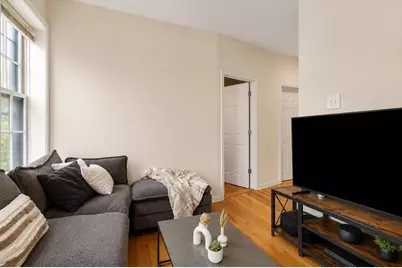 28 Phillips St #3, Boston, MA 02114 - Photo 2