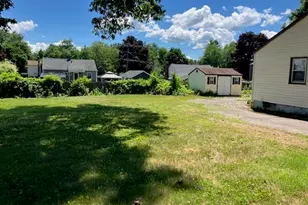 14 Birchwood Rd, Southwick, MA 01077 - Photo 4