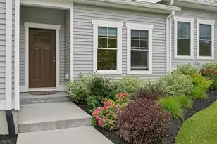 44 Logan's Run, Millbury, MA 01527 - Photo 4