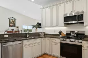 44 Logan's Run, Millbury, MA 01527 - Photo 12