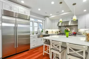84 G St, Boston, MA 02127 - Photo 2