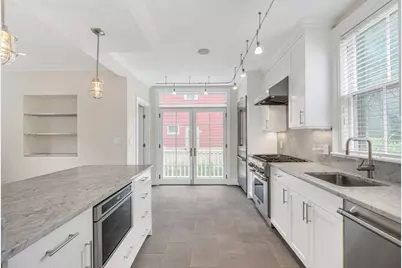 2 Kenway St, Cambridge, MA 02138 - Photo 12