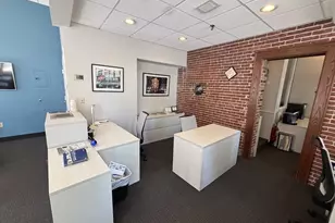 142 Commercial St, Boston, MA 02109 - Photo 10