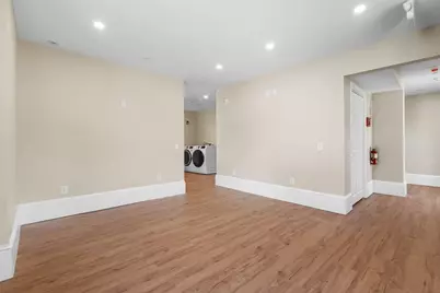 6 Windsor St, Andover, MA 01810 - Photo 10