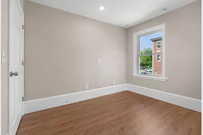 6 Windsor St, Andover, MA 01810 - Photo 12