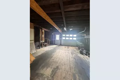 353 Chestnut St, Gardner, MA 01440 - Photo 16