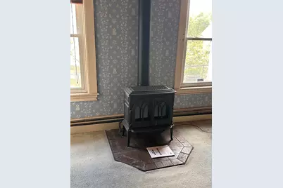 353 Chestnut St, Gardner, MA 01440 - Photo 14
