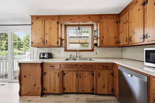 36 Homestretch Dr, Ludlow, MA 01056 - Photo 16