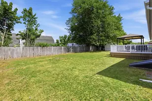 36 Homestretch Dr, Ludlow, MA 01056 - Photo 34