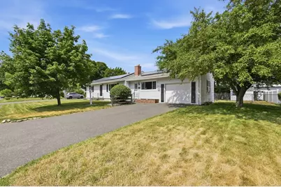 36 Homestretch Dr, Ludlow, MA 01056 - Photo 6