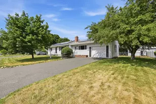 36 Homestretch Dr, Ludlow, MA 01056 - Photo 6