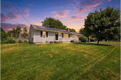 36 Homestretch Dr, Ludlow, MA 01056 - Photo 2