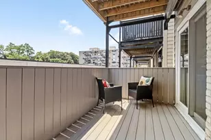 18 Medfield St, Boston, MA 02215 - Photo 20