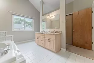 22 Arrowhead Cir, Ashland, MA 01721 - Photo 22