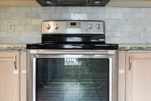 22 Arrowhead Cir, Ashland, MA 01721 - Photo 10