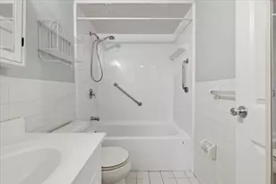 360 Neponset St, Canton, MA 02021 - Photo 16
