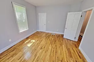 39 Pinckney St, Somerville, MA 02145 - Photo 4
