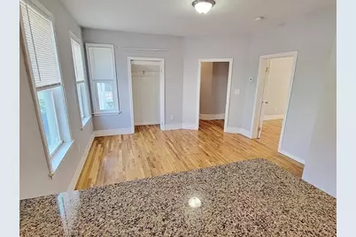 39 Pinckney St #2, Somerville, MA 02145 - Photo 2