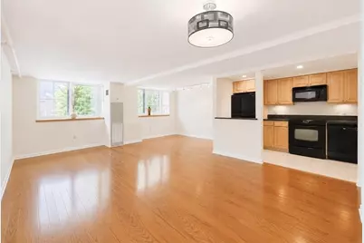 200 Market St #204, Lowell, MA 01852 - Photo 2