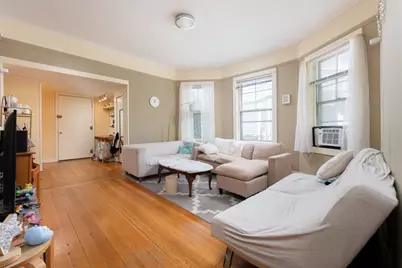 31 Kent Square #1, Brookline, MA 02446 - Photo 4