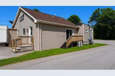 379 Sconticut Neck Rd, Fairhaven, MA 02719 - Photo 4