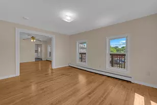 21 Pleasant St, Southbridge, MA 01550 - Photo 12
