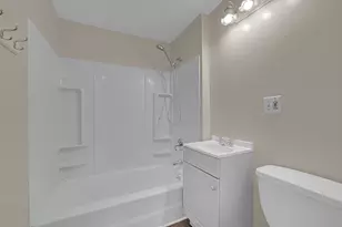 21 Pleasant St, Southbridge, MA 01550 - Photo 16