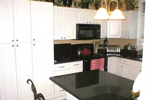 629 Franklin St, Melrose, MA 02176 - Photo 4