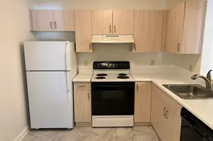4 Marc Dr, Plymouth, MA 02360 - Photo 2