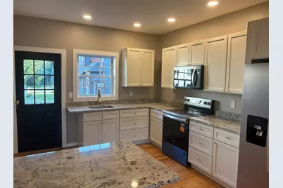 18 Upham #B, Lowell, MA 01850 - Photo 2