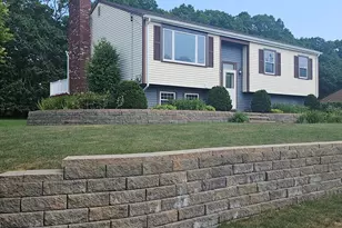 3 Brightman Ln, Dartmouth, MA 02748 - Photo 2