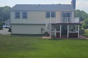 3 Brightman Ln, Dartmouth, MA 02748 - Photo 4