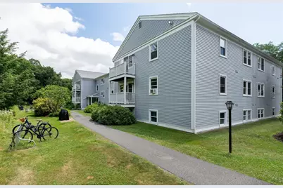 46 Evergreen Rd #207, Northampton, MA 01053 - Photo 2