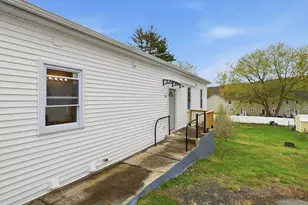 25 Bourne St, Palmer, MA 01080 - Photo 2