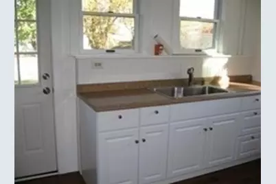 22 Buzzards Bay Ave #1st floor, Bourne, MA 02532 - Photo 4