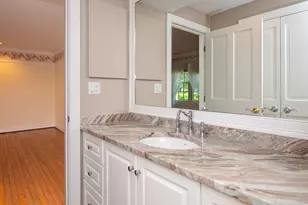10 Village Green Cir, Mashpee, MA 02649 - Photo 14
