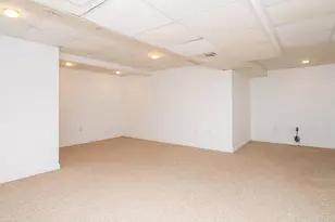 10 Village Green Cir, Mashpee, MA 02649 - Photo 30