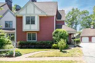 10 Village Green Cir, Mashpee, MA 02649 - Photo 34