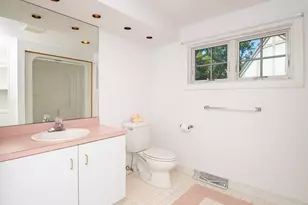 10 Village Green Cir, Mashpee, MA 02649 - Photo 26