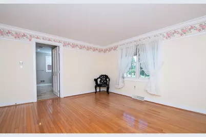 10 Village Green Circle, Mashpee, MA 02649 - Photo 12