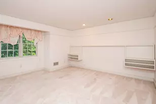10 Village Green Cir, Mashpee, MA 02649 - Photo 24