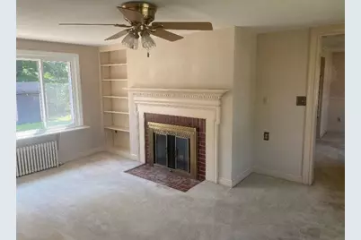 227 Greeley St, Clinton, MA 01510 - Photo 14