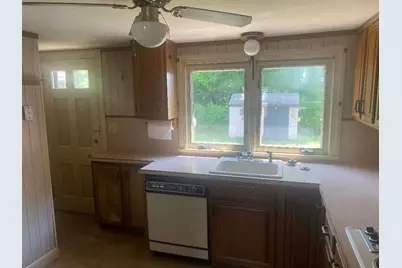 227 Greeley St, Clinton, MA 01510 - Photo 6
