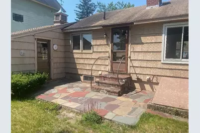 227 Greeley St, Clinton, MA 01510 - Photo 4
