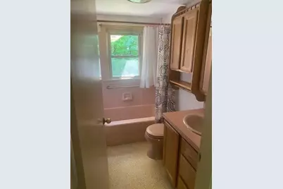 227 Greeley St, Clinton, MA 01510 - Photo 22