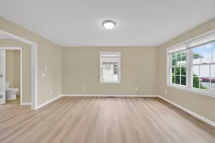 19-21 Biddle St, Springfield, MA 01129 - Photo 8