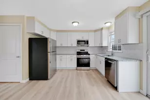 19-21 Biddle St, Springfield, MA 01129 - Photo 6
