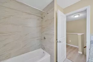 19-21 Biddle St, Springfield, MA 01129 - Photo 10
