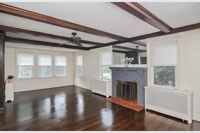 291 Russett Rd, Brookline, MA 02467 - Photo 4